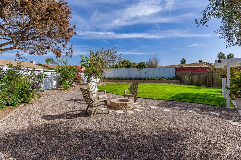 10283 Covina Pl, San Diego, CA 92126