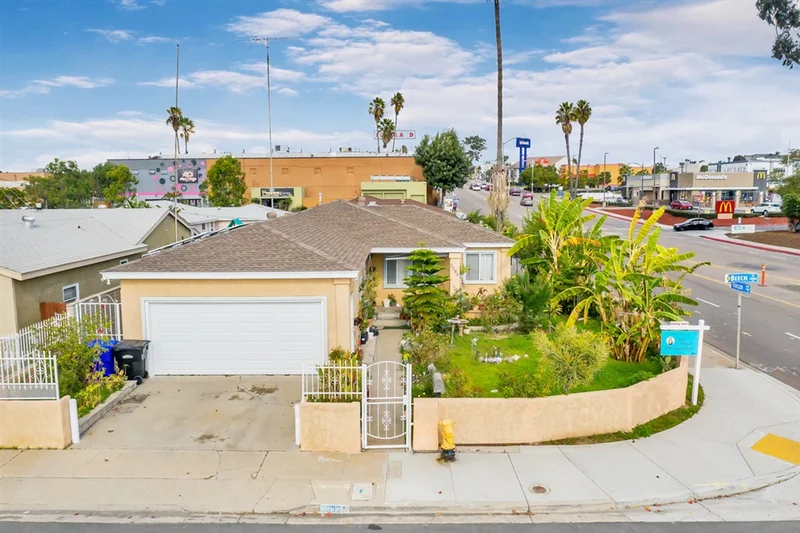 5086 Beech St, San Diego, CA 92102