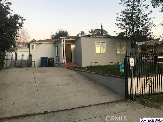 10438 Fernglen, Tujunga, CA 91042