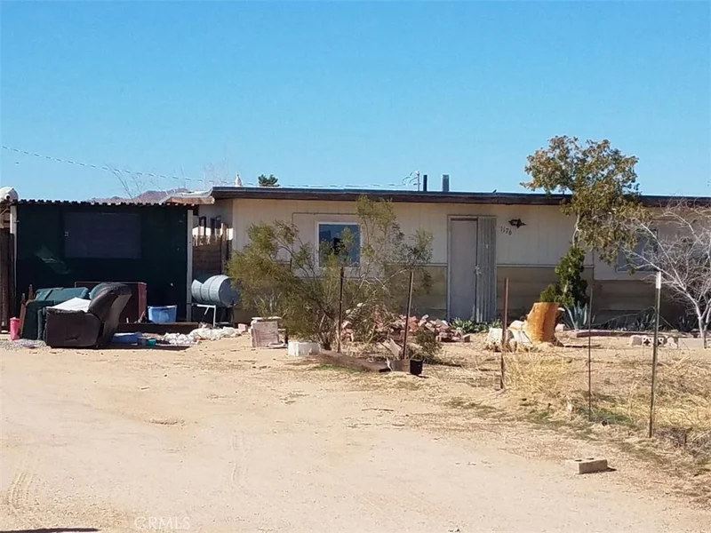 1176 Single Tree, Landers, CA 92285