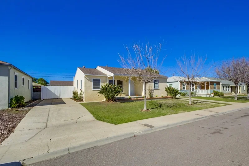 4332 Overlook Drive, San Diego, CA 92115