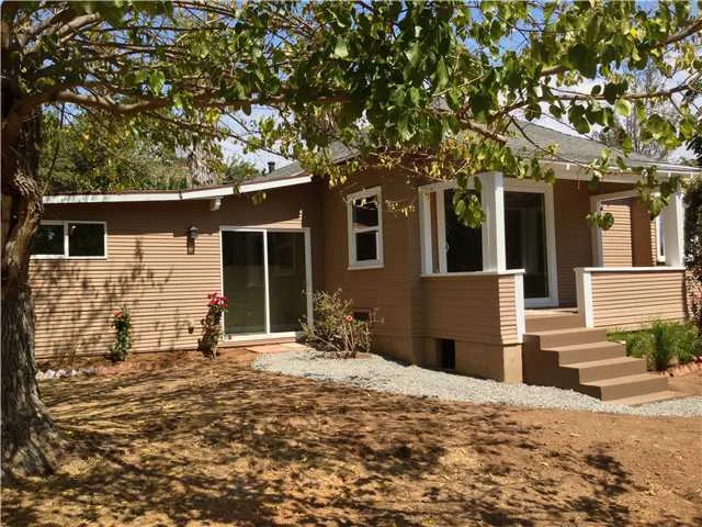 10447 Valle Vista Road, Lakeside, CA 92040