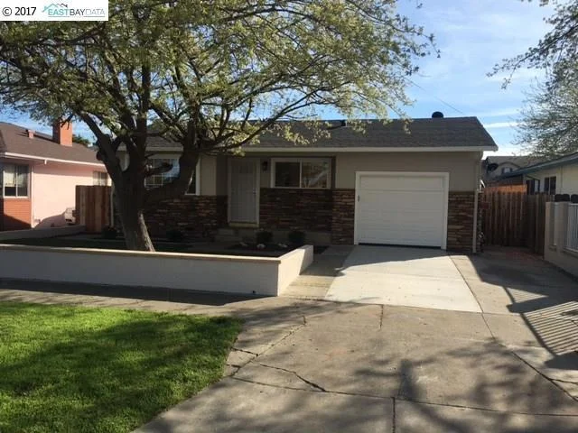 420 Central Ave, Pittsburg, CA 94565