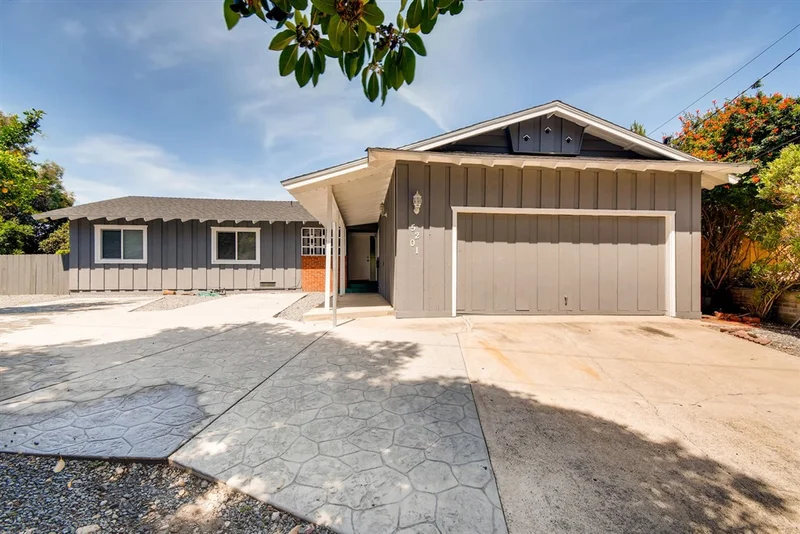 5201 Joan Ct, San Diego, CA 92115