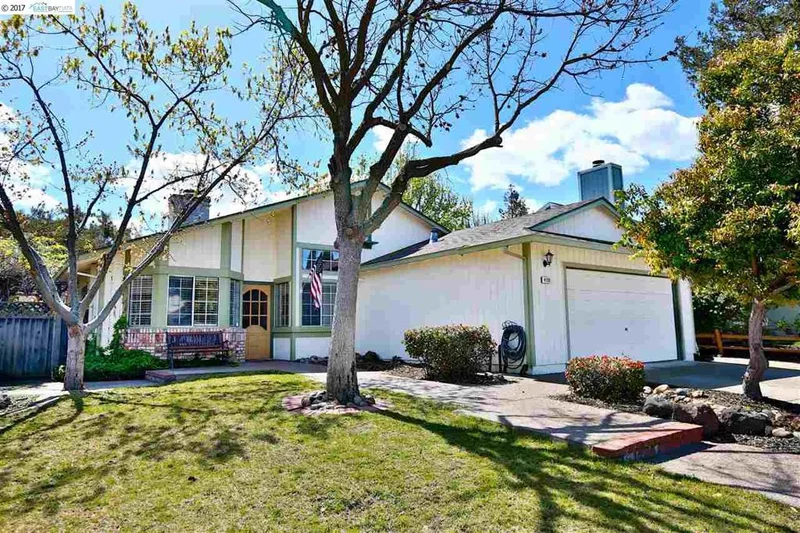 4150 Sequoia Dr, Oakley, CA 94561