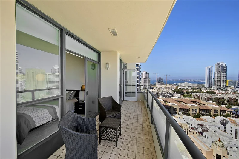 555 Front St #2001, San Diego, CA 92101