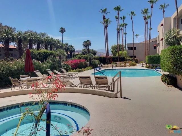 255 Avenida Caballeros #102, Palm Springs, CA 92262