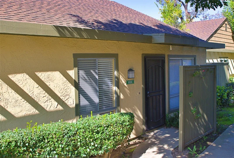 9086 Flanders Dr, San Diego, CA 92126