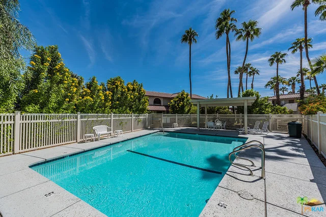 225 Via Escuela, Palm Springs, CA 92262