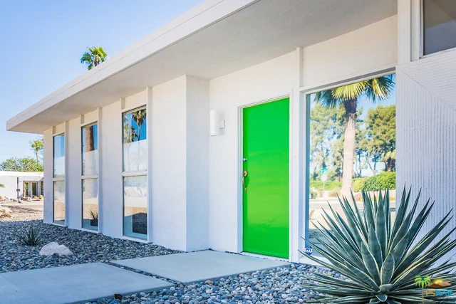 2289 Amado, Palm Springs, CA 92262