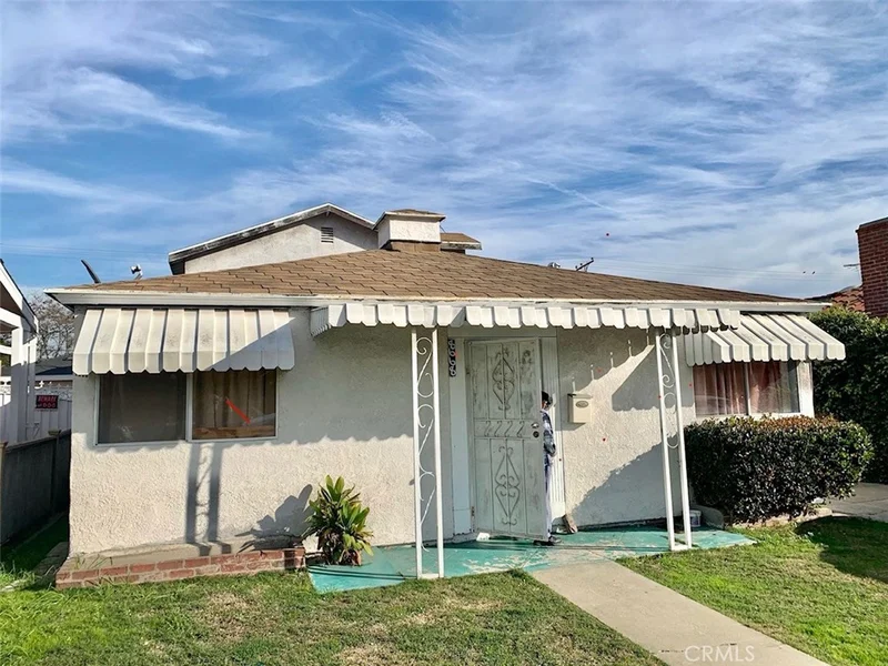 8668 San Luis, South Gate, CA 90280