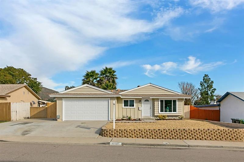 10365 Woodrose Ave, Santee, CA 92071