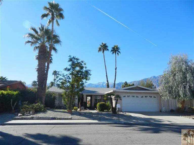 865 Nueva Vista, Palm Springs, CA 92264