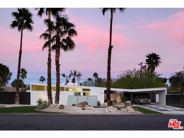 2696 Starr, Palm Springs, CA 92262