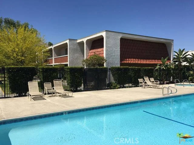 2246 Indian Canyon #D, Palm Springs, CA 92262