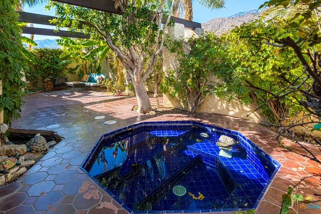427 Calle Rolph, Palm Springs, CA 92262