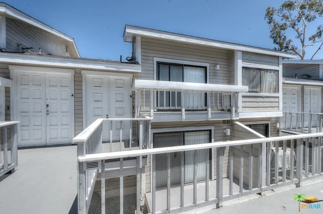 4652 Don Lorenzo #B, Los Angeles, CA 90008