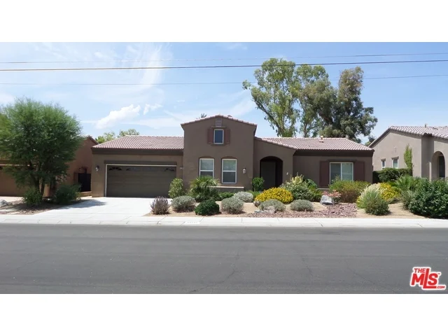 42285 Kansas, Palm Desert, CA 92211