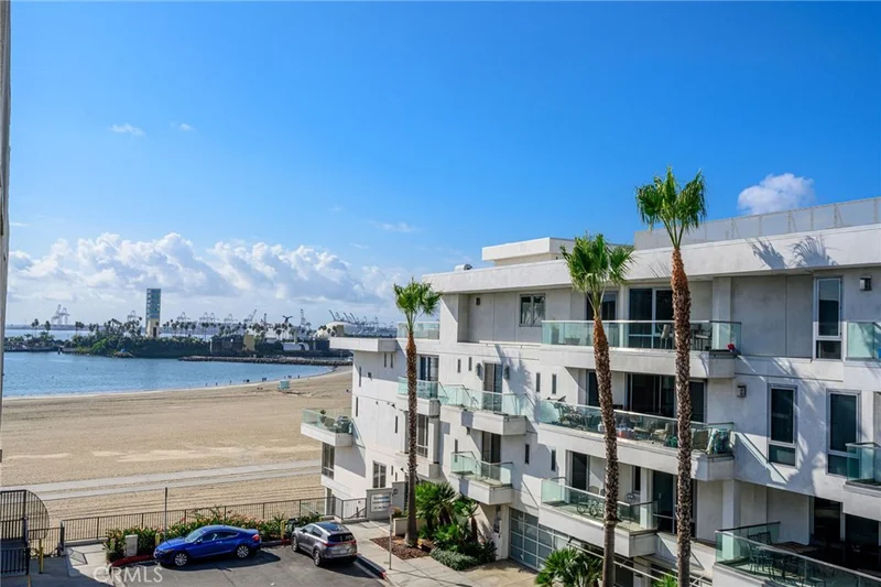 1140 Ocean #334, Long Beach, CA 90802