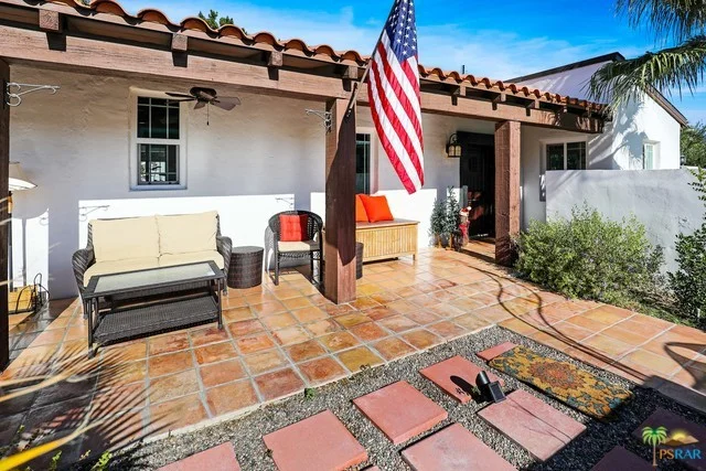 300 Cortez, Palm Springs, CA 92262