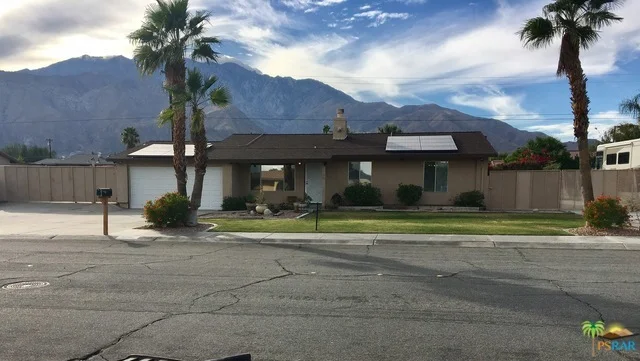 2765 Cerritos, Palm Springs, CA 92262