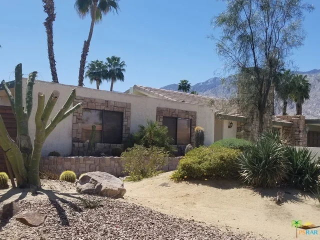 2295 Tamarisk, Palm Springs, CA 92262