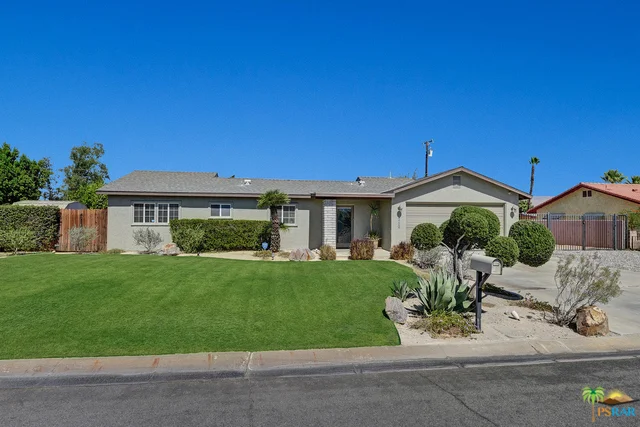 2252 Rochelle, Palm Springs, CA 92262