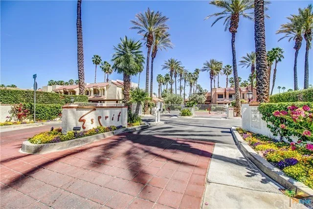 2700 Golf Club #19, Palm Springs, CA 92264