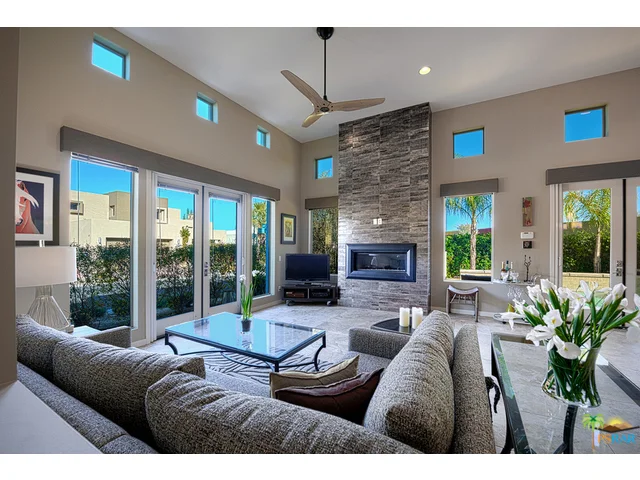 2985 Searchlight, Palm Springs, CA 92264
