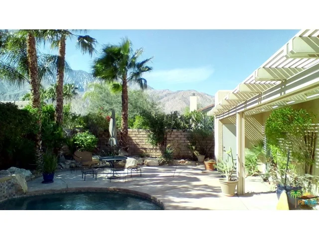 617 Poppy, Palm Springs, CA 92262