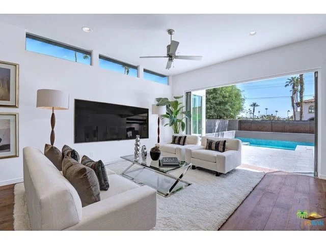 1000 Surrey, Palm Springs, CA 92264