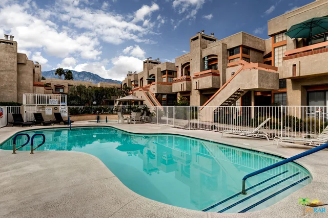 2601 Broadmoor #73, Palm Springs, CA 92264