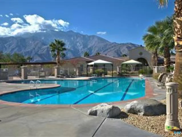 1161 Solana, Palm Springs, CA 92262
