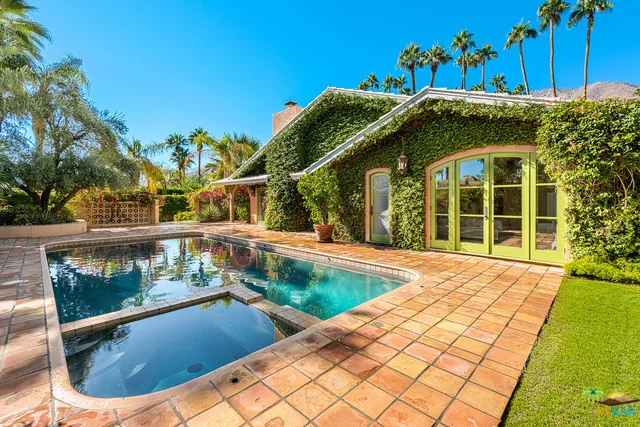 466 Via Las Palmas, Palm Springs, CA 92262