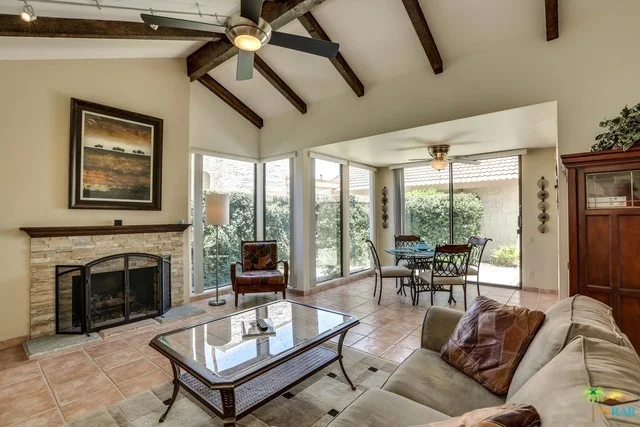 2271 Miramonte #C, Palm Springs, CA 92264