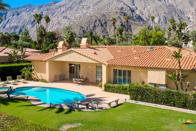 864 Avenida Palmas, Palm Springs, CA 92262