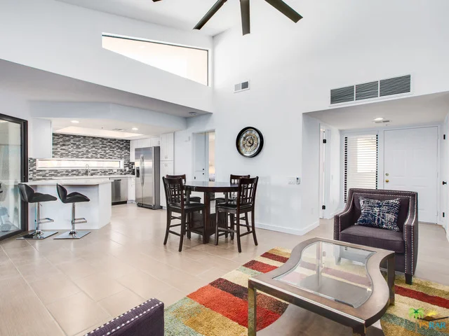 255 S Avenida Caballeros 117, Palm Springs, CA 92262