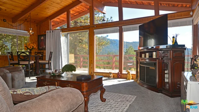 25350 Fernleaf, Idyllwild, CA 92549
