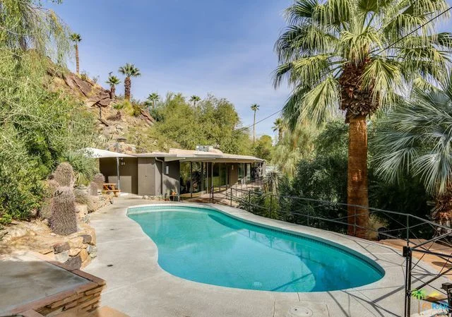 19 Cahuilla Hills, Palm Springs, CA 92264