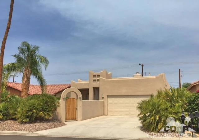 52070 Avenida Obregon, La Quinta, CA 92253