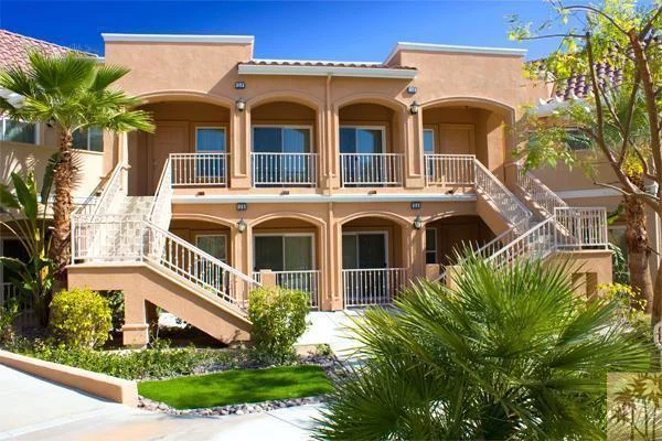 45245 Seeley Dr. #15B, La Quinta, CA 92253
