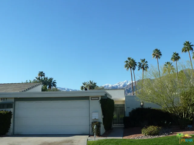 1905 Grand Bahama, Palm Springs, CA 92264