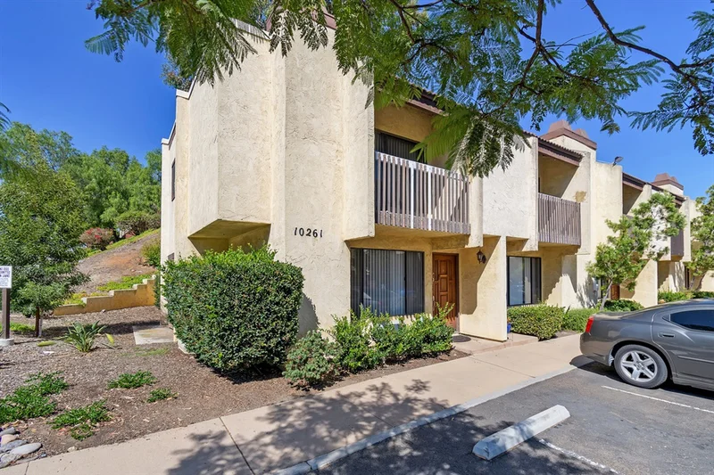 10261 Black Mountain Rd K1, San Diego, CA 92126