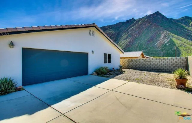 22534 Parkmead, Palm Springs, CA 92262
