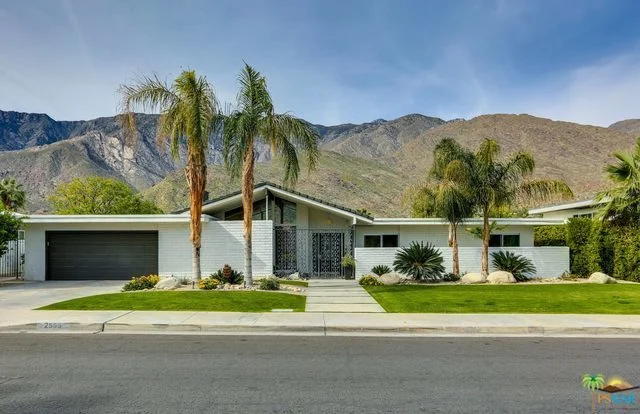 2555 Calle Palo Fierro, Palm Springs, CA 92264