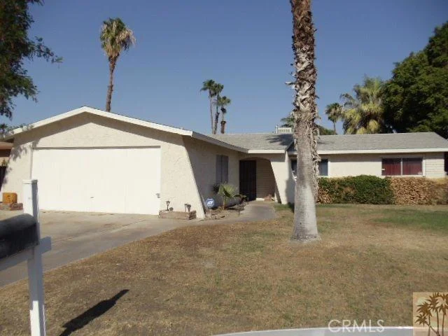 43240 Virginia, Palm Desert, CA 92211