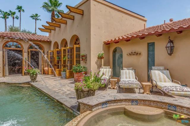 415 Cahuilla, Palm Springs, CA 92262