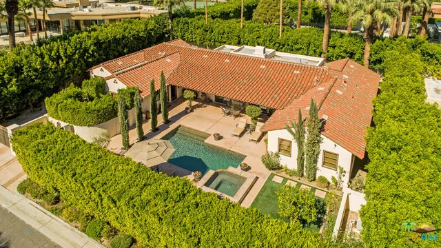 420 Canyon, Palm Springs, CA 92262