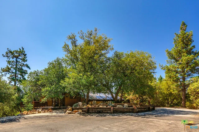 54711 Falling Leaf, Idyllwild, CA 92549