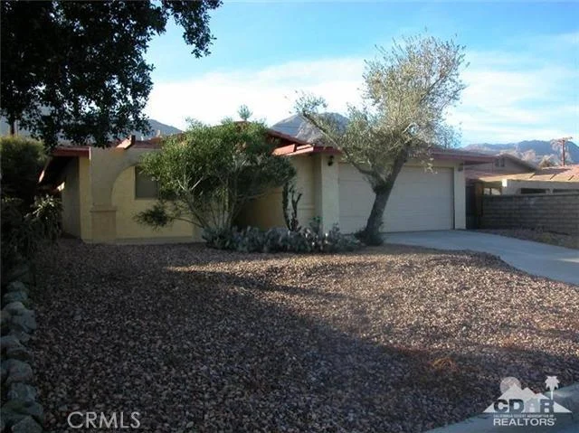 54865 Avenida Alvarado, La Quinta, CA 92253